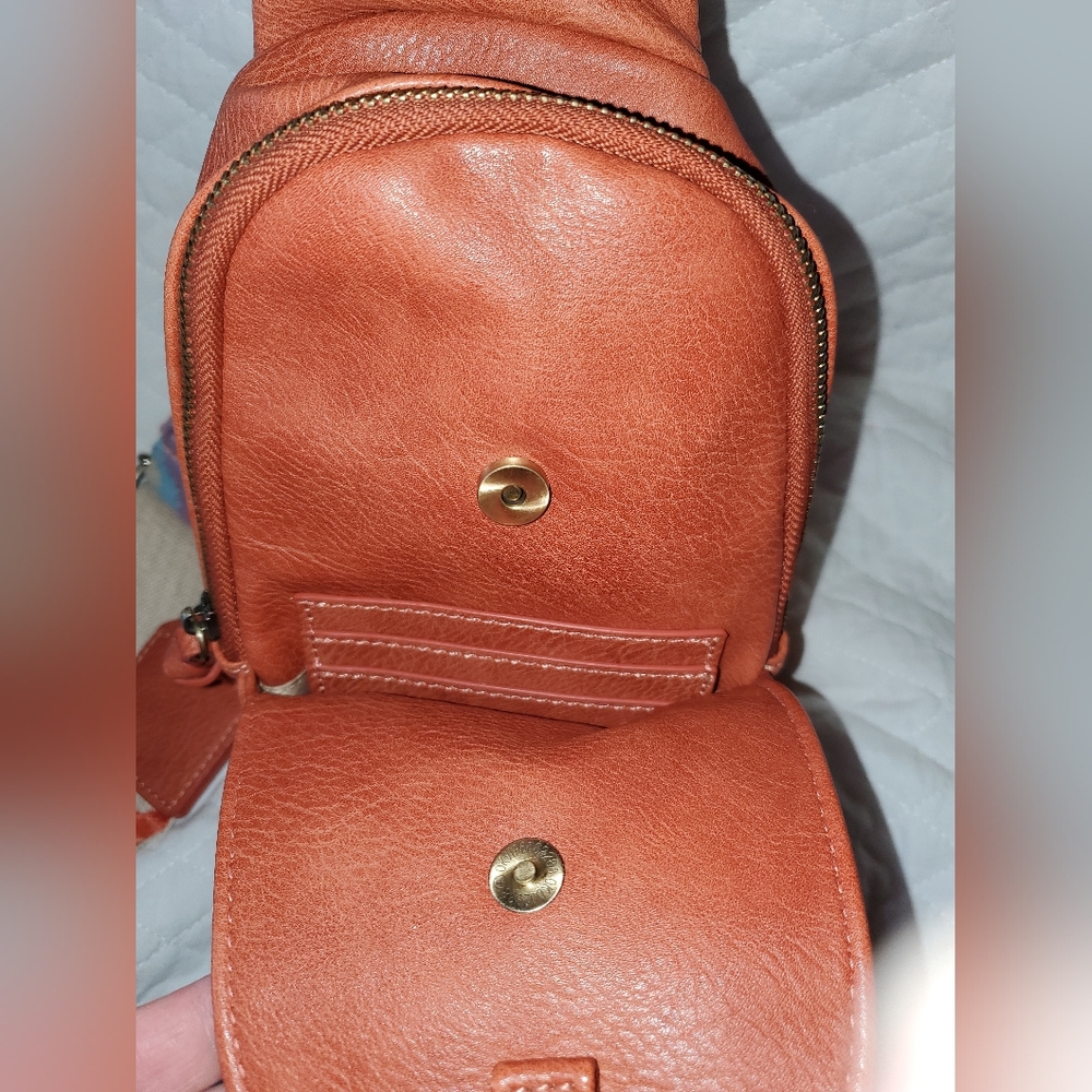 Urban Originals sling bag - Picture 11 of 15